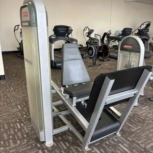 Star Trac IMPACT Seated Leg Press