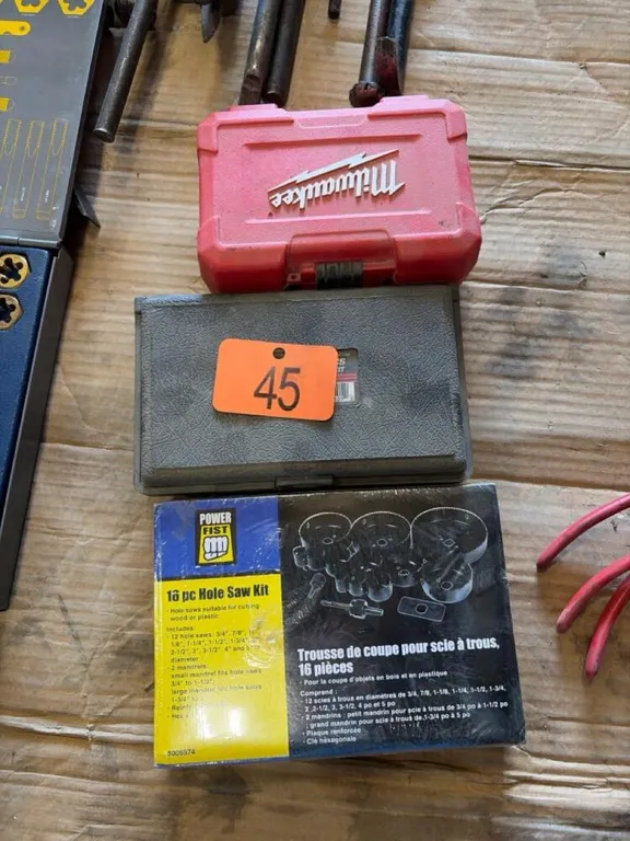 Hole saw sets