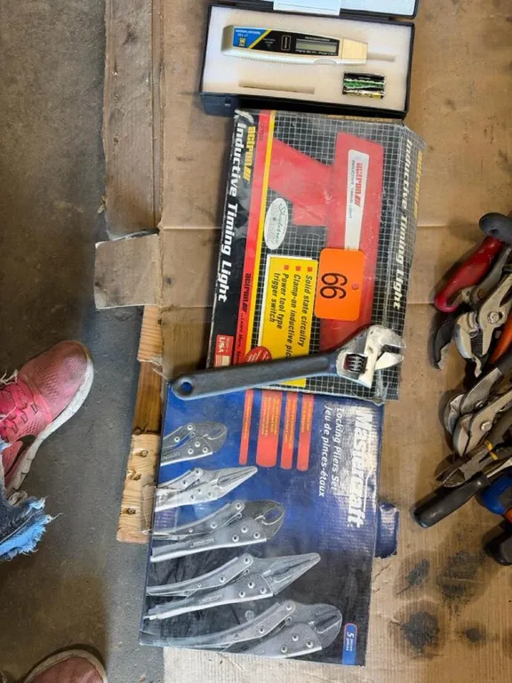 Actron timing light, Mastercraft locking pliers set