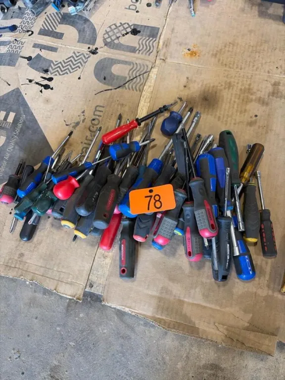 Screwdrivers and nut drivers