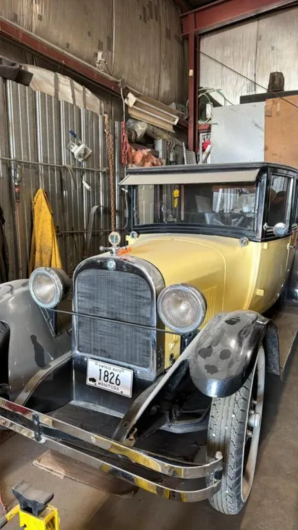 1926 Dodge/Chrysler Model 60 2 door Coach Sedan