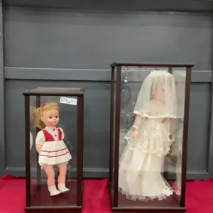PORCELAIN BRIDAL DOLL & VINTAGE DOLL IN CASES