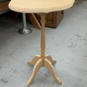 UNFINISHED WOODEN FLIP TOP SIDE TABLE