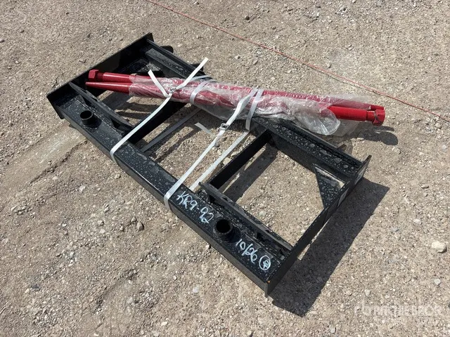 2026 GIYI GY-BF47 44 in Skid Steer Bale Spear (Unused)