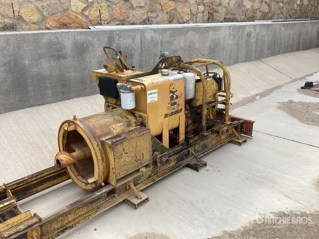 1996 McLaughlin MCL24B Horizontal Boring Machine