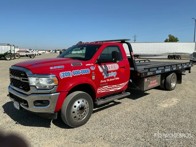 2022 Dodge 5500 Rollback Truck