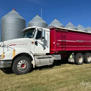 2006 International 9400i Grain Truck