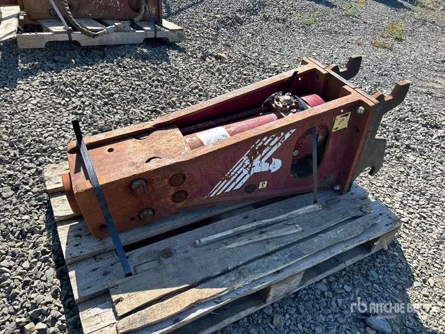 Allied AR75 42 in Hydraulic Breaker