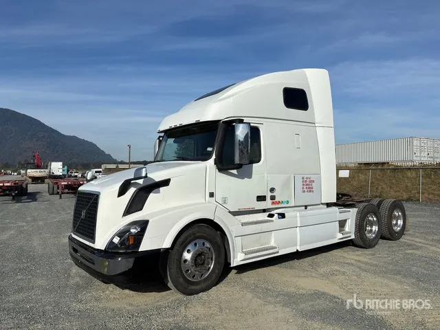 2016 Volvo VNL 6x4 T/A Sleeper Truck Tractor