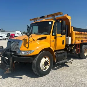 2003 International 4400 S/A Dump Truck