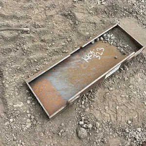 2026 GIYI 24 in Mini Skid Steer Attachment Mounting Plate (Unused)