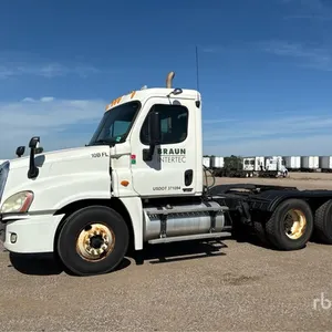 2010 Freightliner Cascadia 125 T/A Day Cab Truck Tractor