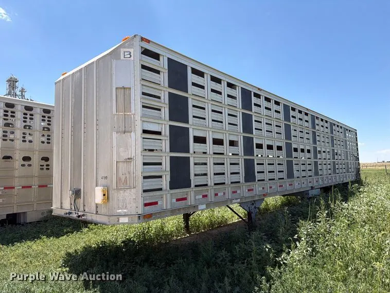 2007 Barrett livestock trailer