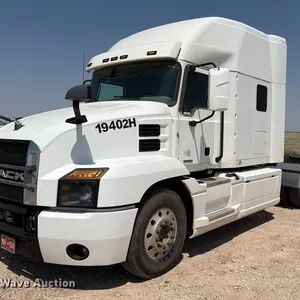 2019 Mack Anthem semi truck