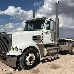 2017 Freightliner Coronado semi truck
