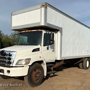 2012 Hino box truck