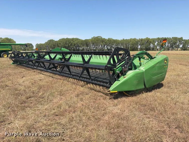 2012 John Deere 640FD flex draper head