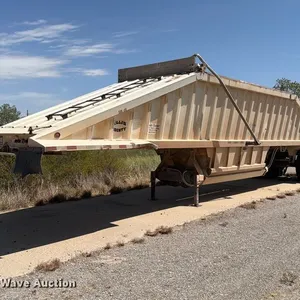 2009 Construction Trailer Specialist Inc BDT-40 bottom dump trailer