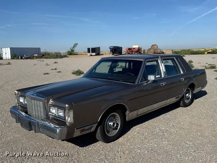 1985 Lincoln Town Car