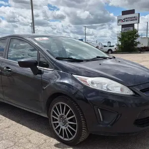 SALVAGE UNIT: 2011 Ford Fiesta Se Hatchback Car