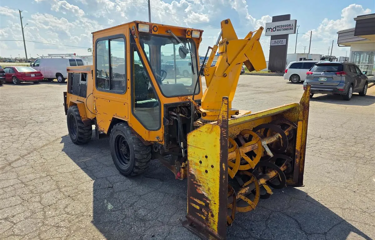 2003 Trackless MT5T Series V w/ Snowblower