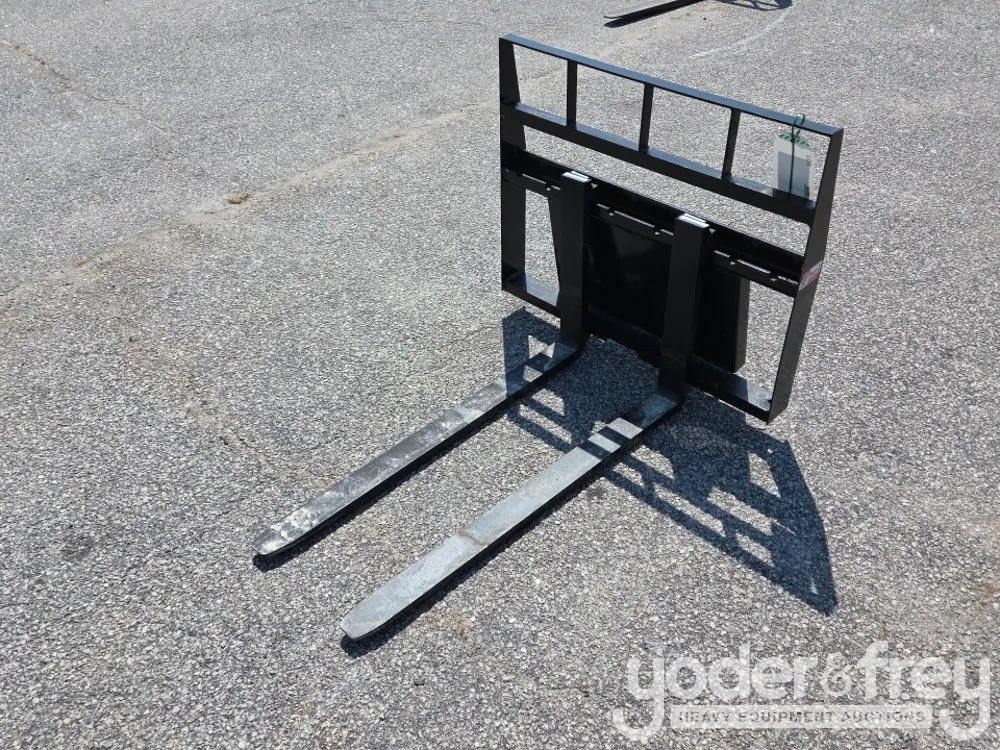 Unused Kivel Mini Pallet Fork Attachment