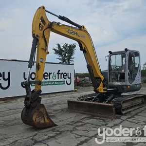 2008 Gehl Excavator, Cab, A/C, Rubber Tracks, Blade, Swing Boom, Aux Hydraulics, QC, Bkt 