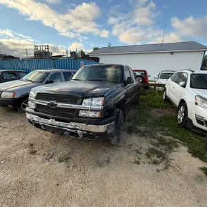 2005 Chevrolet Silverado, No Key, Clear of Liens
