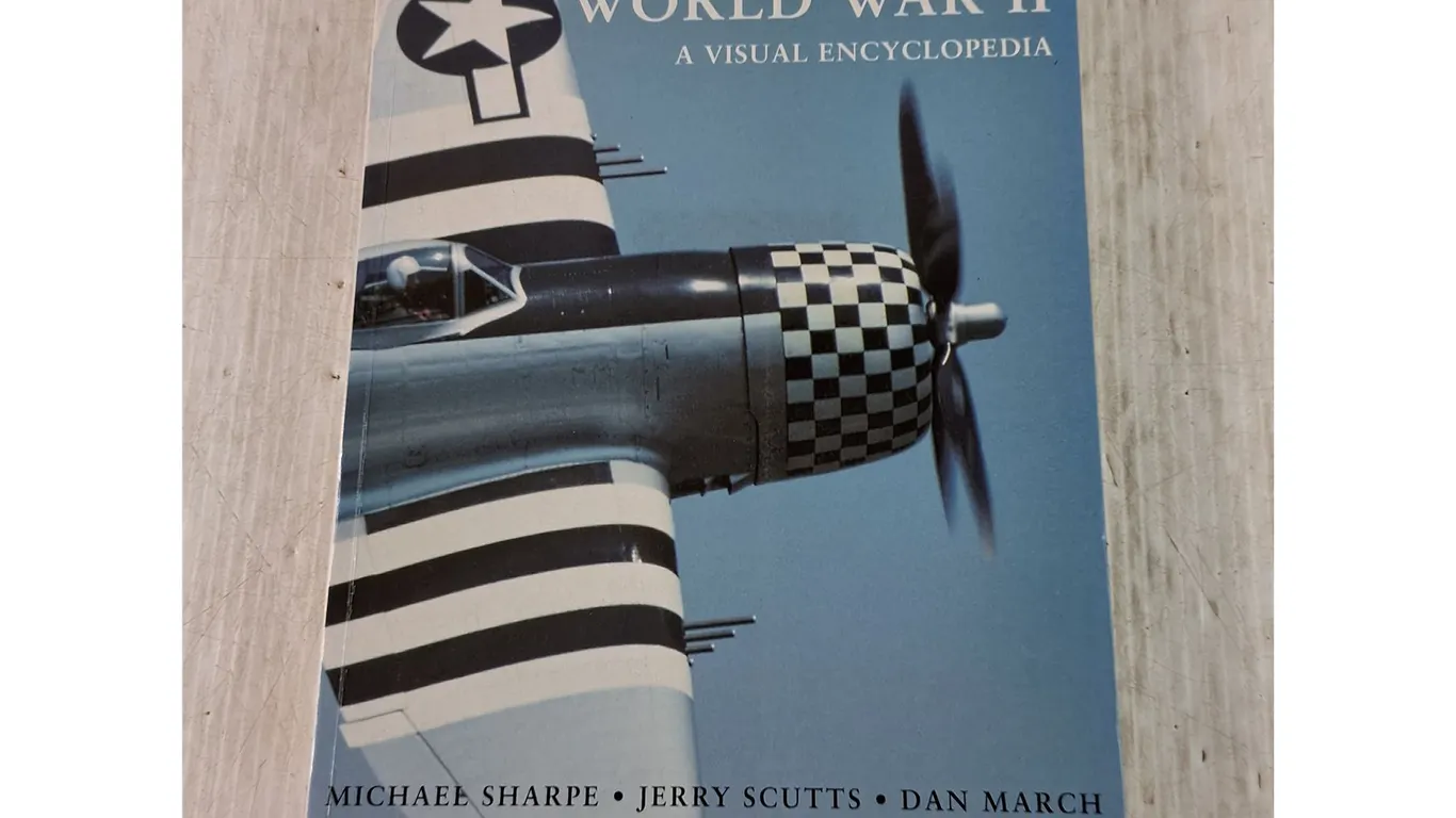 Aircraft of World War II 2 A Visual Encyclopedia