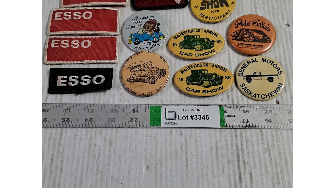 (7) Vintage Pinback Buttons,(4) ESSO Patches,(1) Turbo Gas Station Patch