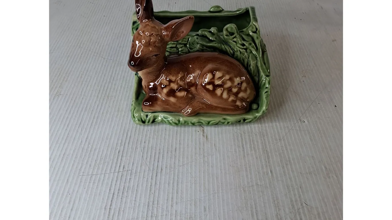 Shawnee Deer Planter