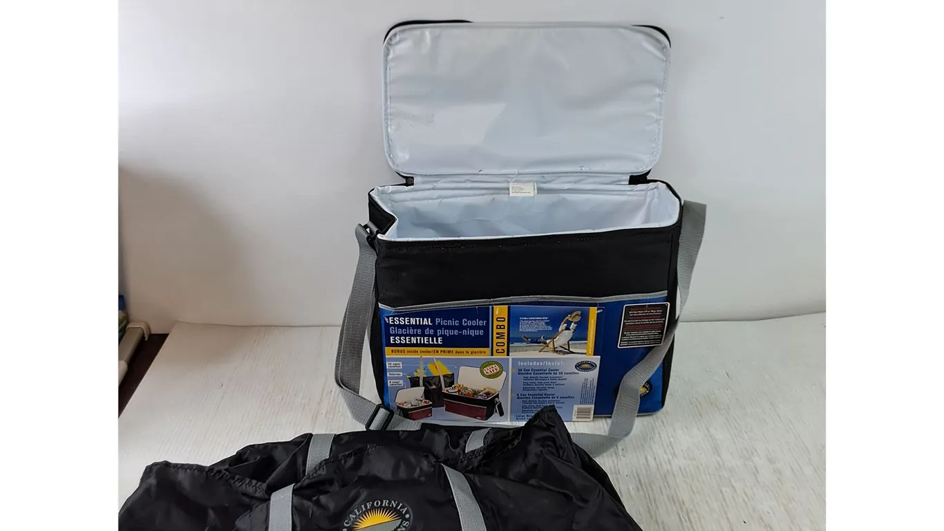 Essential Picnic Cooler with Tote Bag