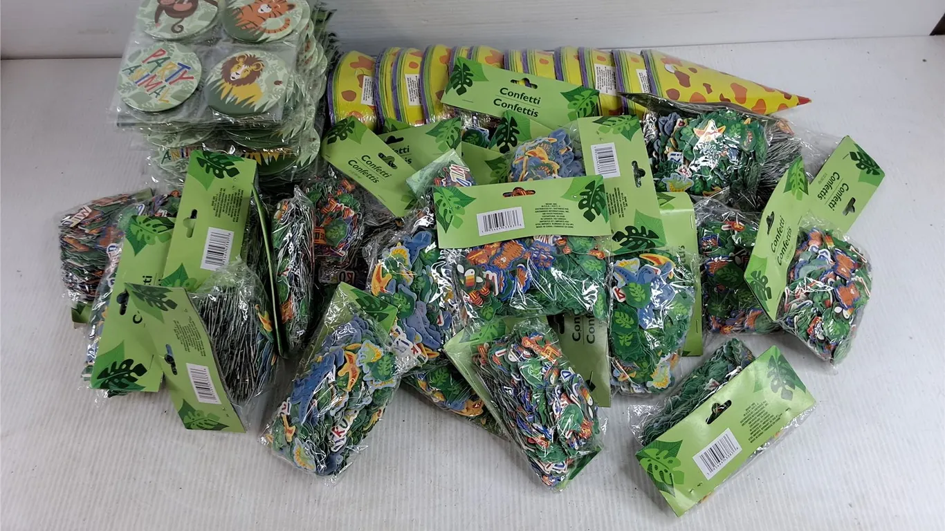 Confetti, Badges & Party Cones