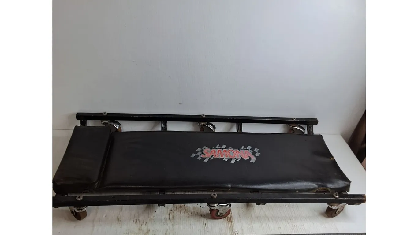 Samona Creeper - 36" x 17" - Pickup Only