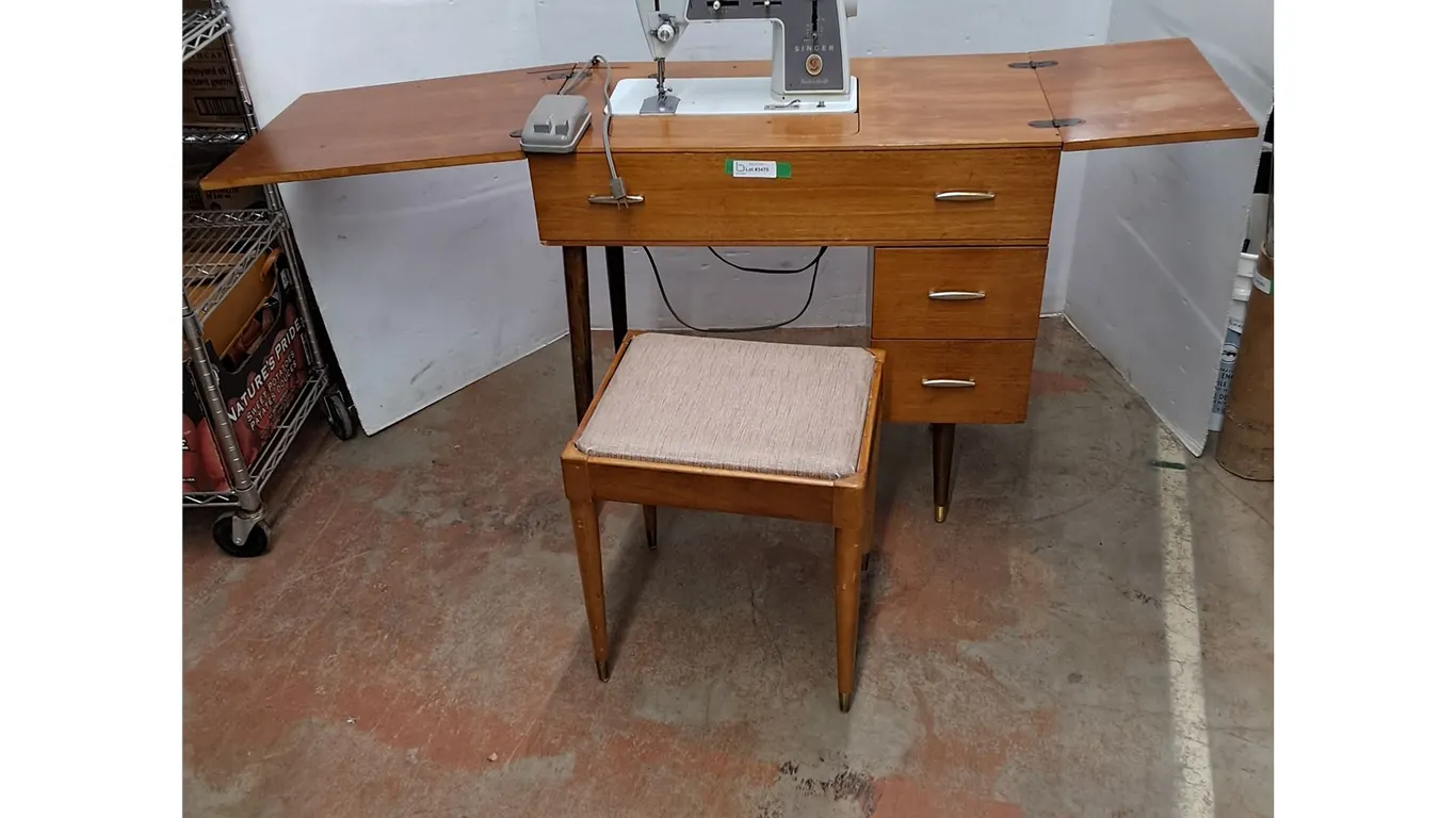 *Singer Sewing Machine- Powers On with Wooden Table 64.5" x 17.5" x 30" When Opened & Stool- Can't S