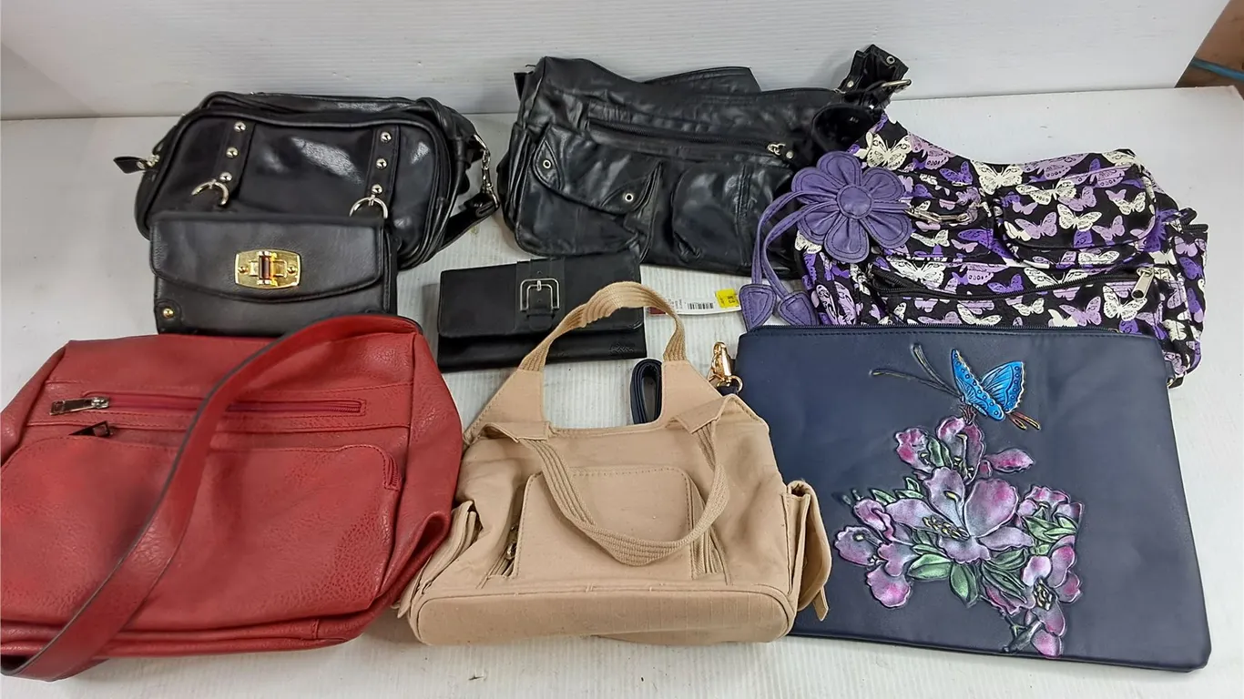 Assorted Purses & Wallets