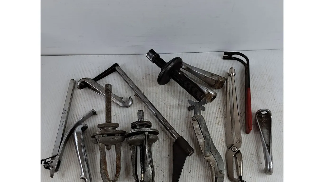 Vintage Automotive Pullers & Service Tools