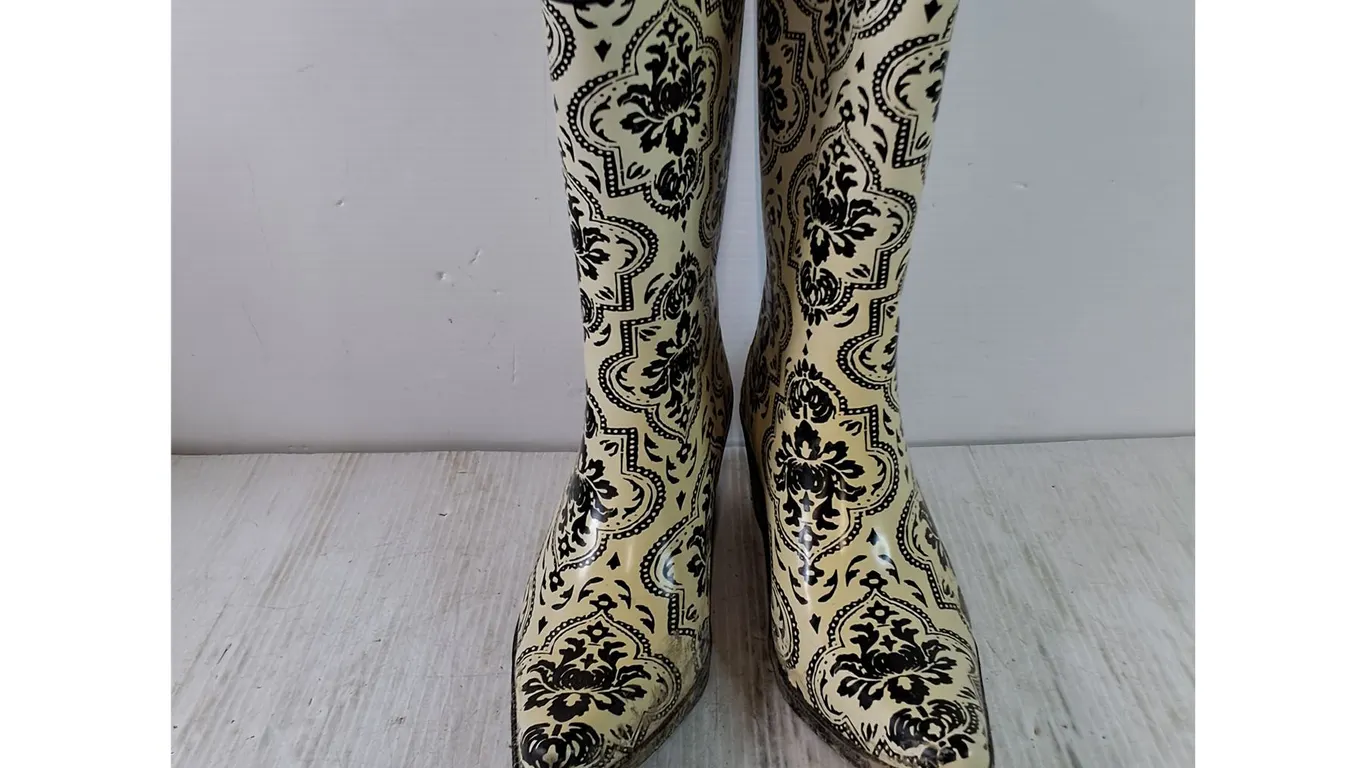 Western Rodeo Rubber Boots-Size 9