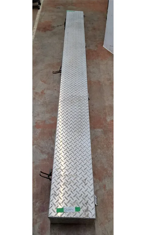 **Metal Toolbox- Can't Ship