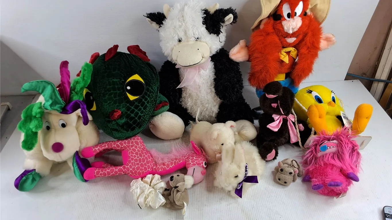 Assorted Plush Toys & Key Chains