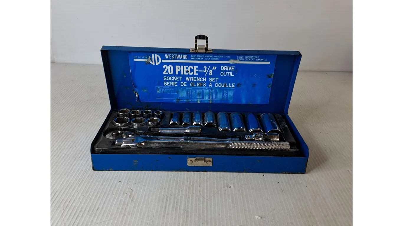 Westward 20 Piece Socket Wrench Set
