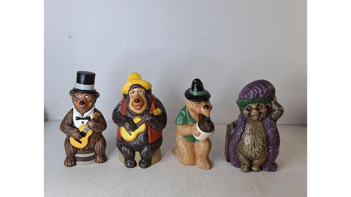 (4) Ceramic Figurines; Country Bear Jamboree Henry, Big Al, Ted, Teddi Barra (Up To 10")