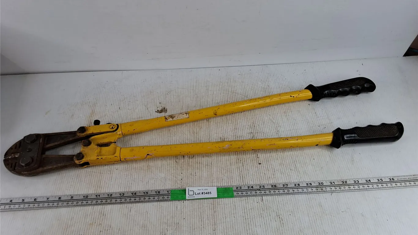 Bolt Cutter