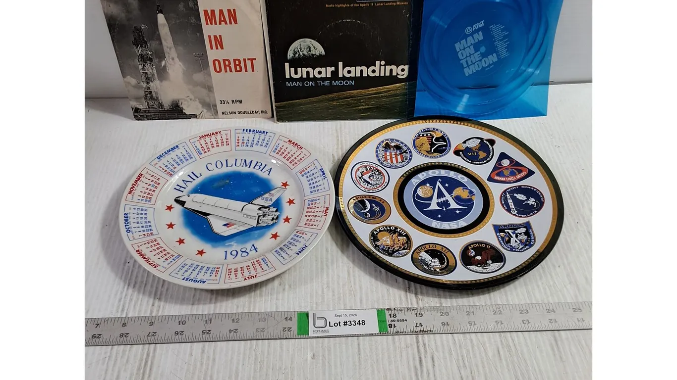 Vintage Astronomy Items-Souvenir Plates,45 Records