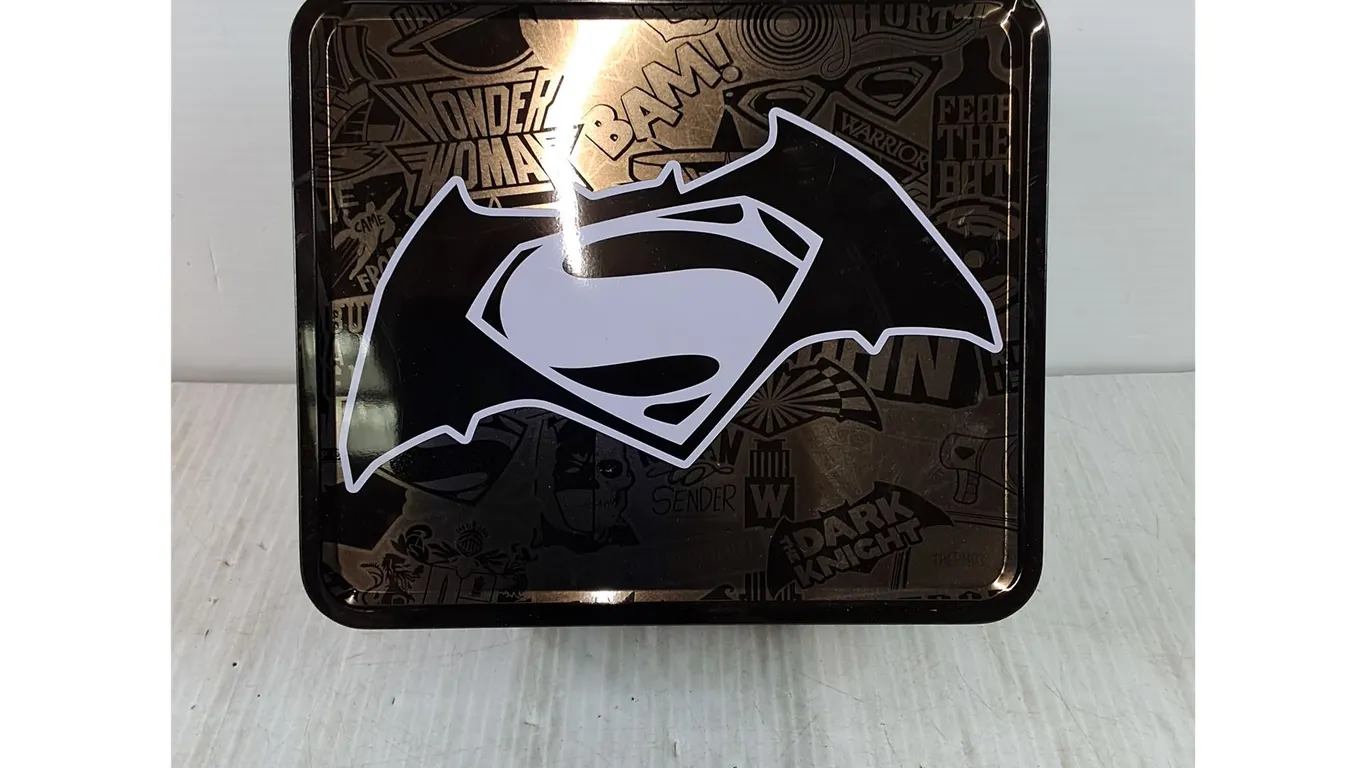 Batman vs. Superman Exclusive Tin Lunch Box