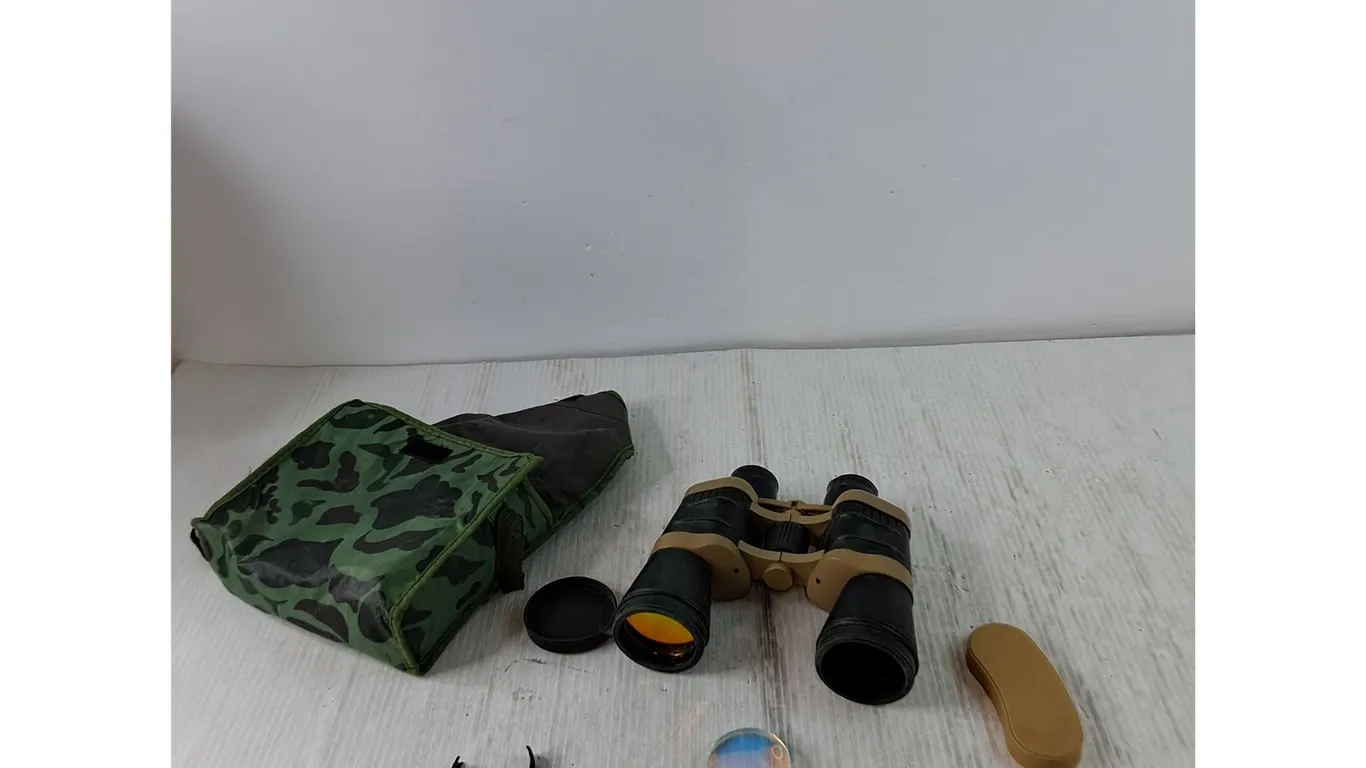 Rongda 20x50 Binoculars and Bag As-Is