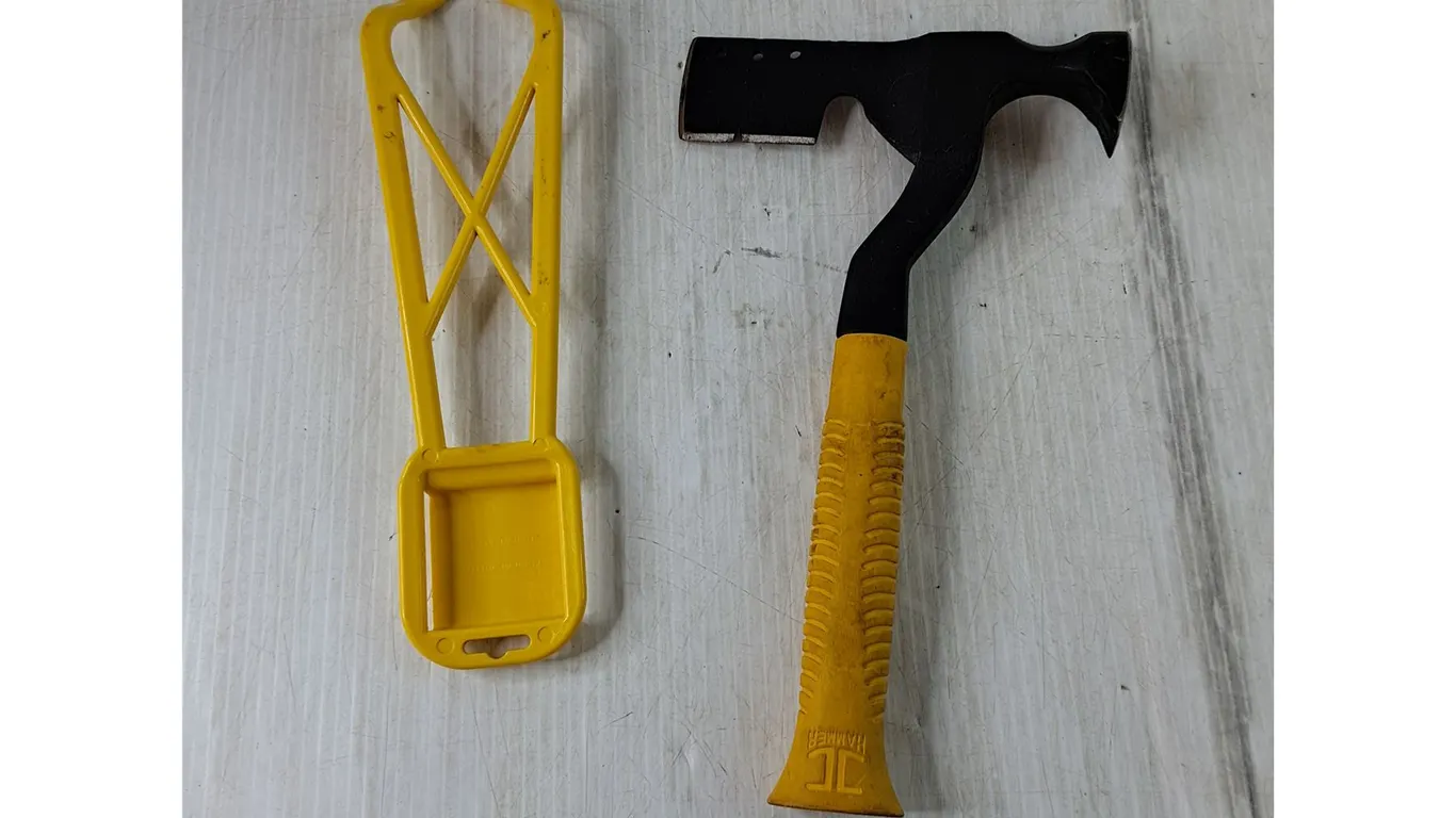 Roofing Hammer and Belt Mount, Yellow & Black