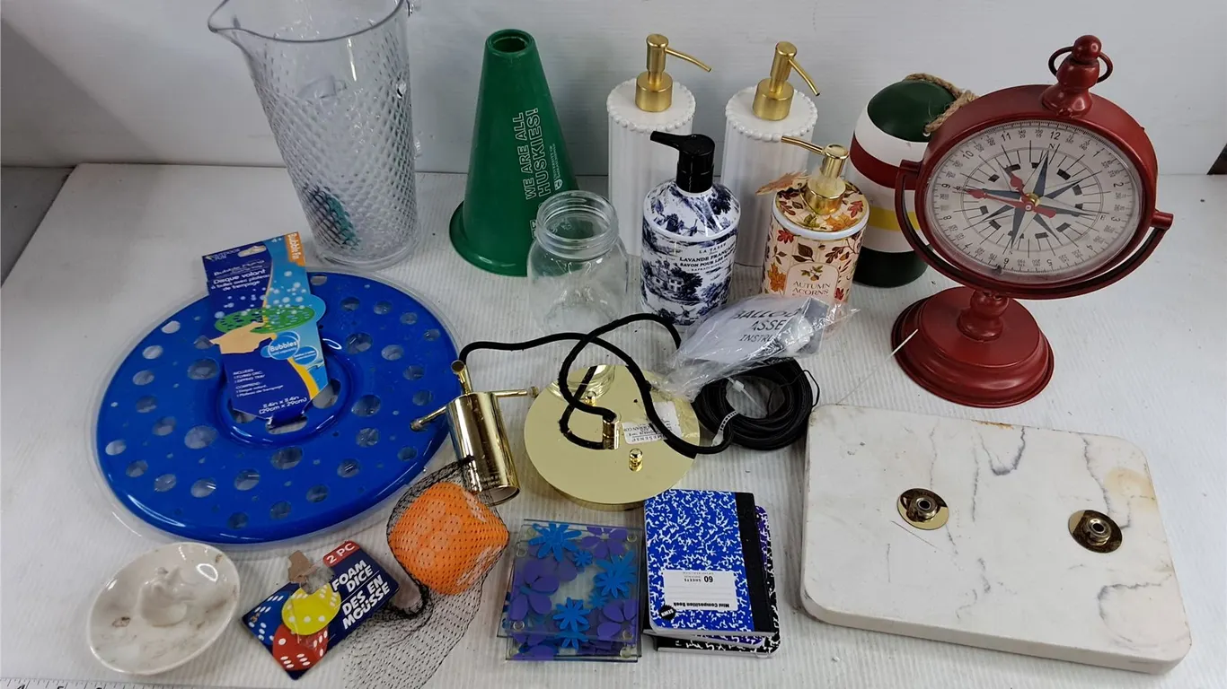 Desk Watch, Pitcher, U of S Huskies Conem Coasters, Soap Dispensers, Bubble Flying Disc, Notebooks,
