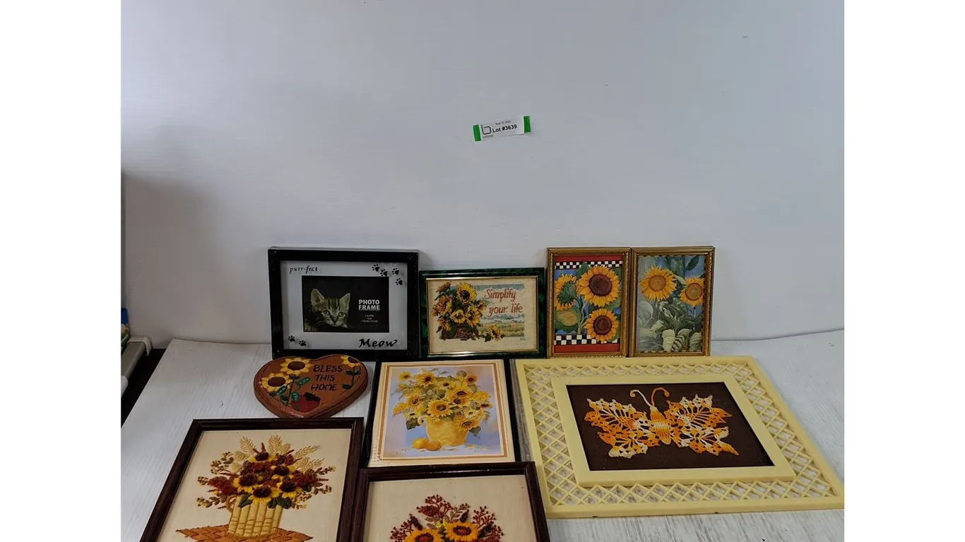 (9) Wall Frames As-Is, (4) Cross-Stitch, (3) Painting Prints, (1) Photo Frame, (1) Wall Plaque