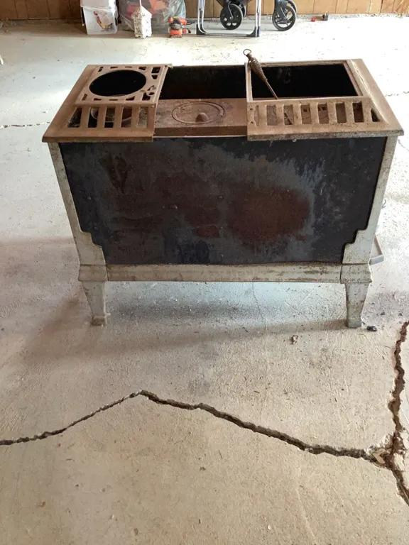Renfrew Uniform Cast Iron Wood Stove and Simoniz Electric Pressure Washer
